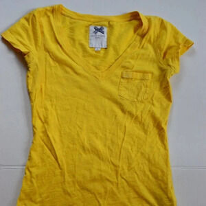 GILLY HICKS Yellow Tee